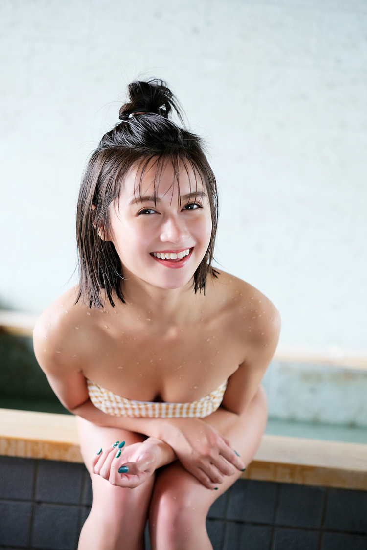 西山乃利子『UNREAL』（©2022 Liverpool）