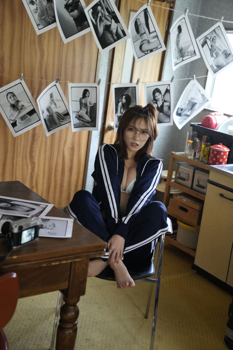 桃月なしこ『ヤングキングBULL』アザーカット（(C)ヤングキングBULL／撮影：LUCKMAN）