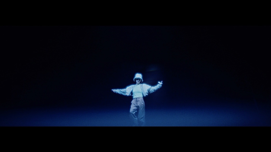 ExWHYZ「Obsession」MV場面写真