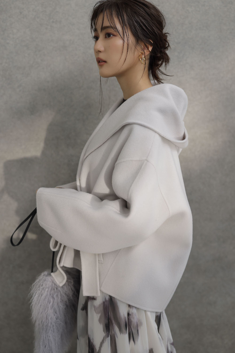 生田絵梨花 Apuweiser-riche 