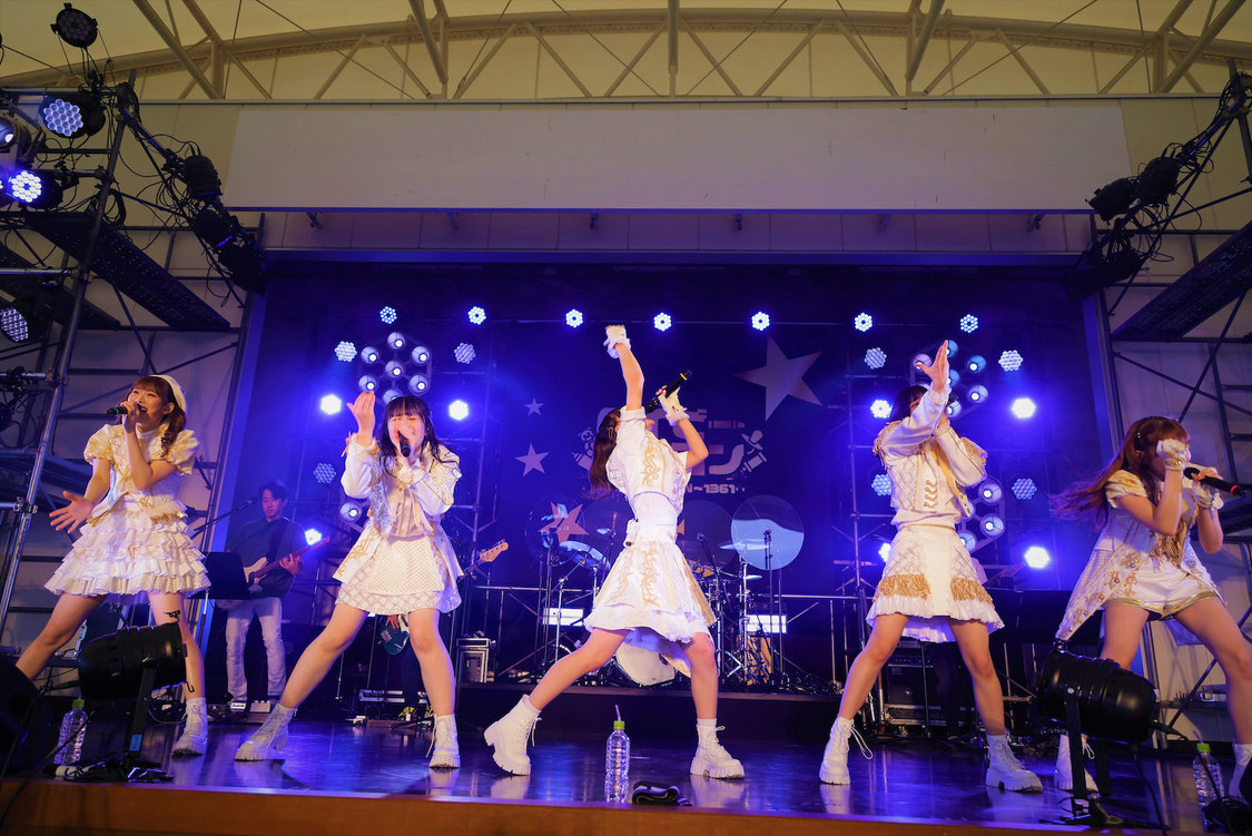 ベイビークレヨン＜BABY-CRAYON〜1361〜1st Anniversary Live＞東武動物公園 イベントステージ HOLA!（2022年10月9日）