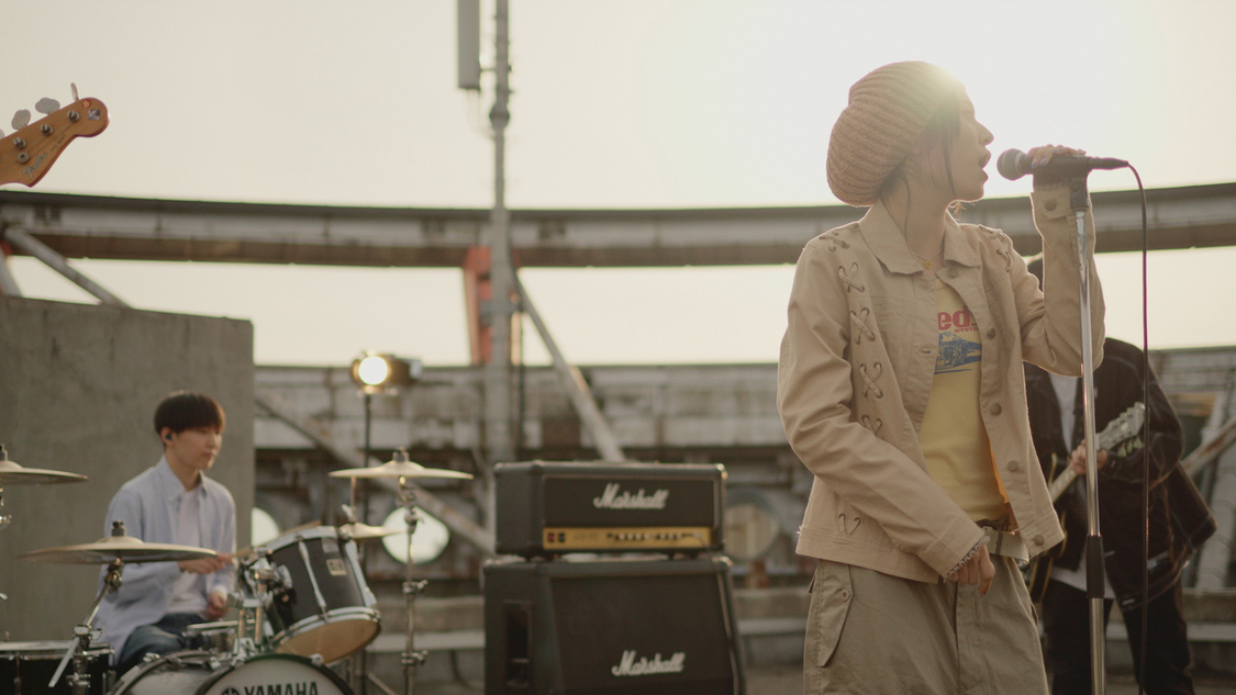 「アメリア」MVより