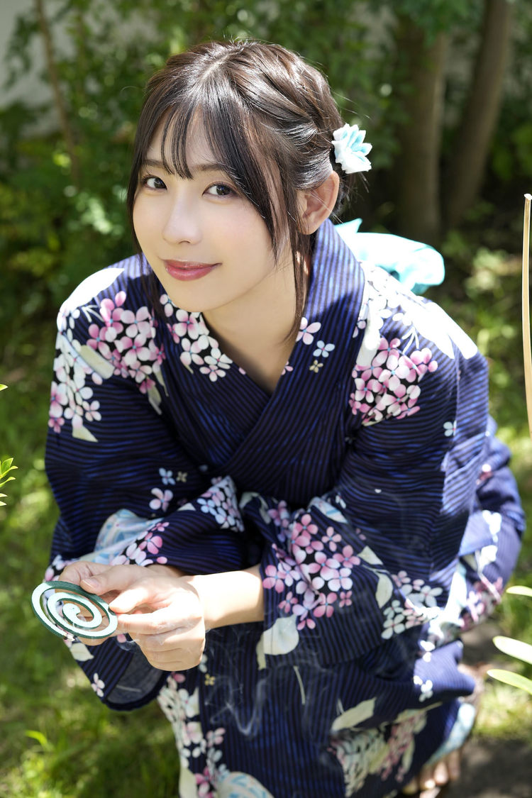 水湊みお（#ババババンビ）『EX大衆』アザーカット（©LUCKMAN）