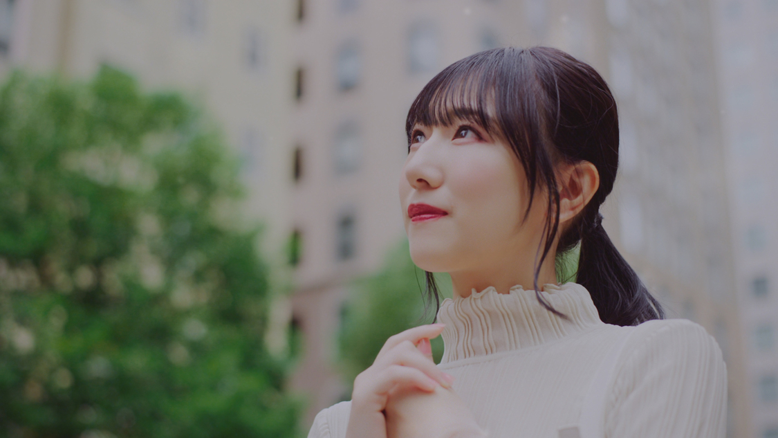 ≠ME「はにかみショート」MV場面写真