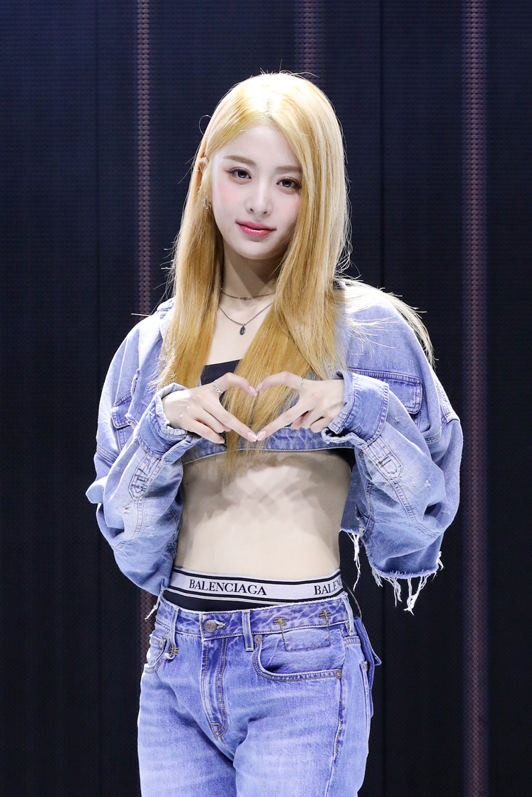 (P)&(C) SOURCE MUSIC