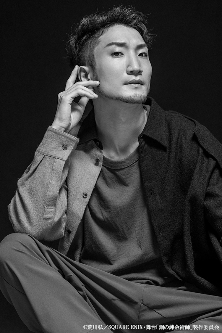 岡本悠紀（マース・ヒューズ役）©荒川弘/SQUARE ENIX・舞台「鋼の錬金術師」製作委員会