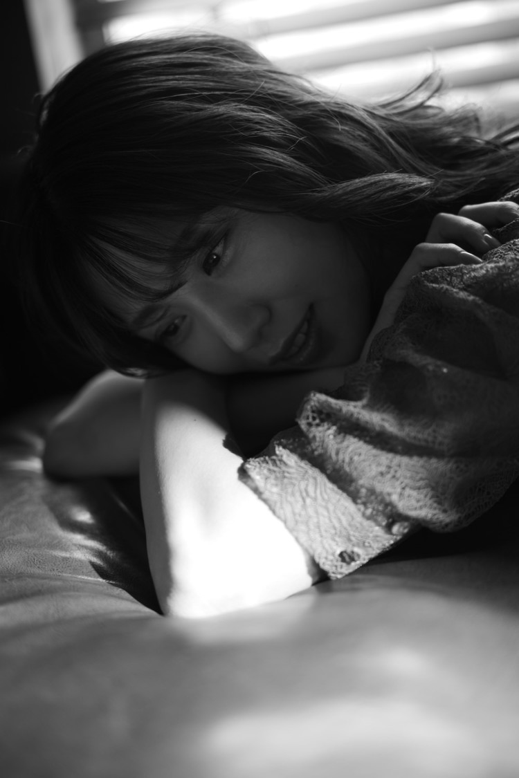 ＜山岸逢花 × 福島裕二写真展 縁-circle-＞より