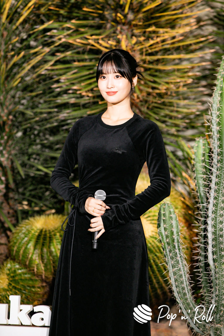 TWICE モモ＜オニツカタイガー「MEXICO 66™ CACTFUL™」プレミア＞在日メキシコ大使館（2022年10月27日）