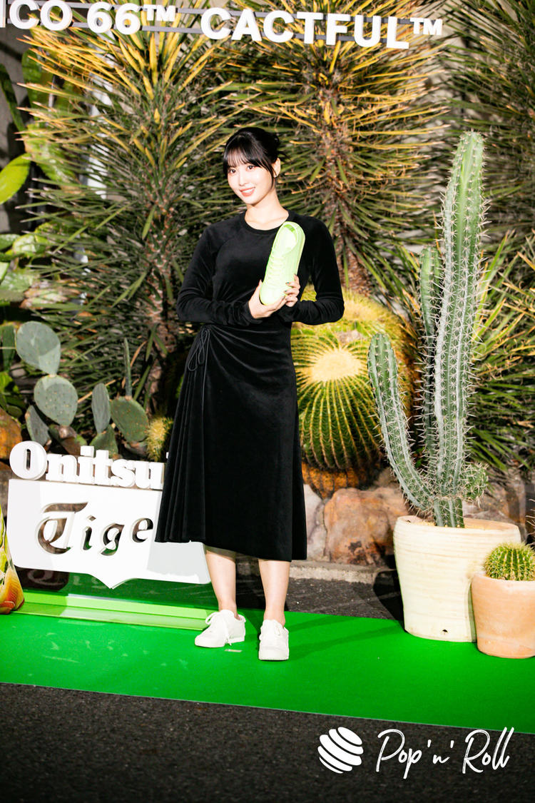 TWICE モモ＜オニツカタイガー「MEXICO 66™ CACTFUL™」プレミア＞在日メキシコ大使館（2022年10月27日）