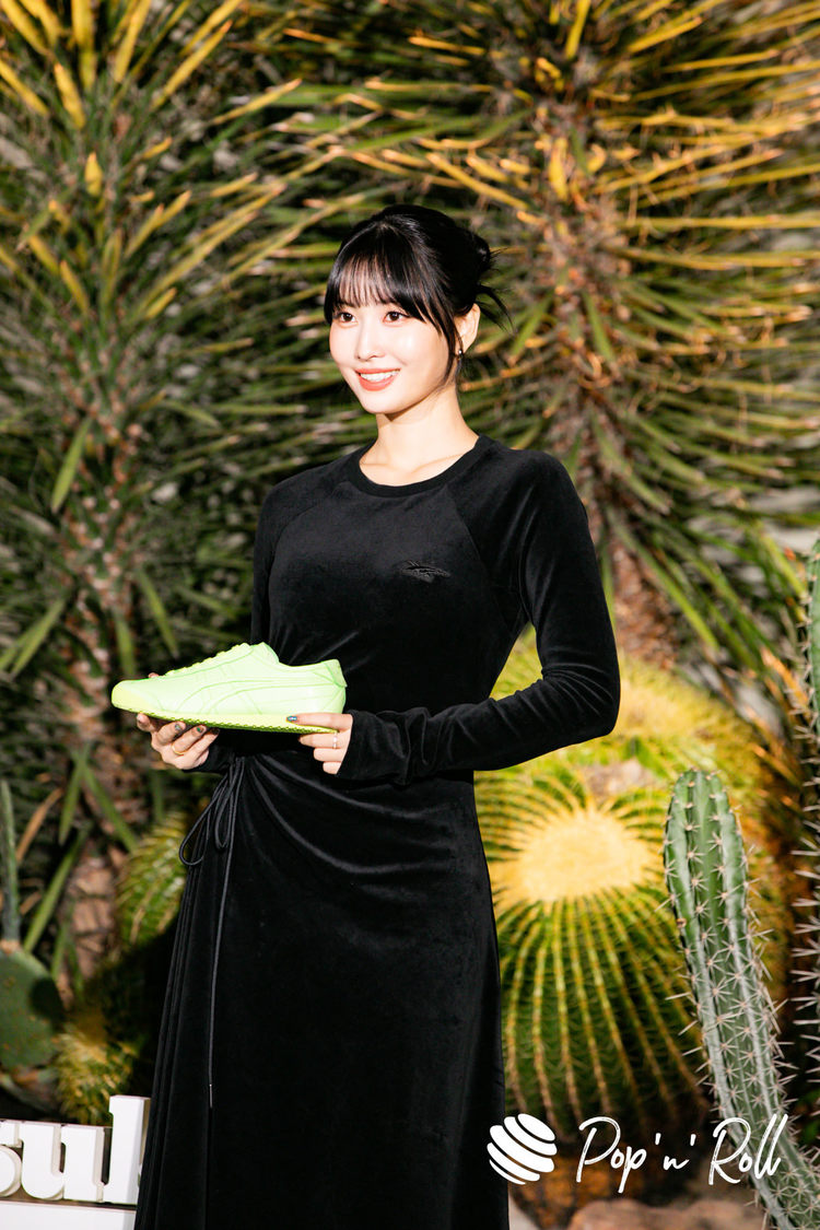 TWICE モモ＜オニツカタイガー「MEXICO 66™ CACTFUL™」プレミア＞在日メキシコ大使館（2022年10月27日）