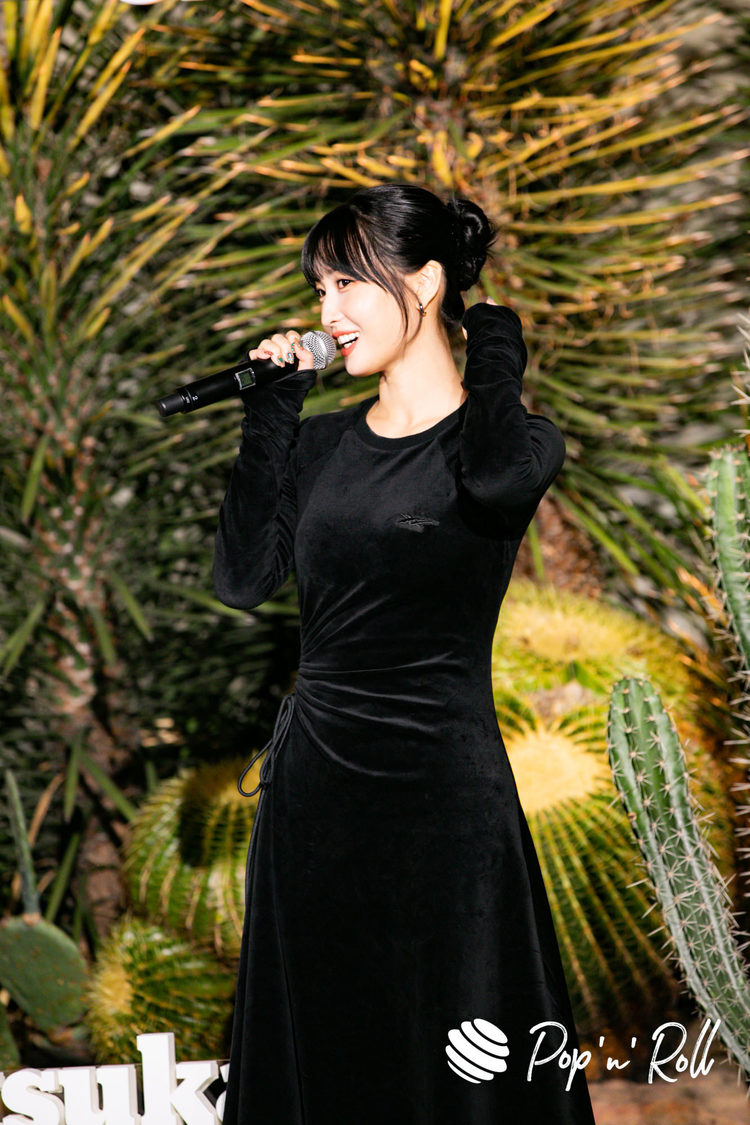 TWICE モモ＜オニツカタイガー「MEXICO 66™ CACTFUL™」プレミア＞在日メキシコ大使館（2022年10月27日）