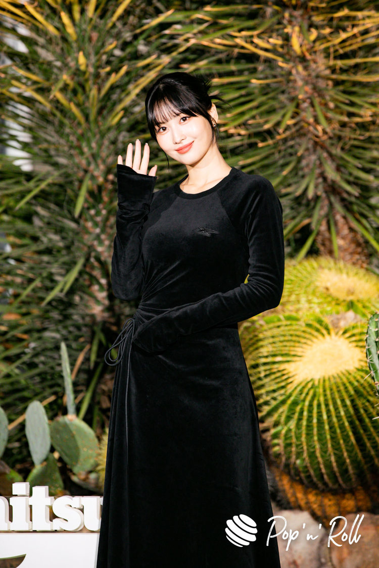 TWICE モモ＜オニツカタイガー「MEXICO 66™ CACTFUL™」プレミア＞在日メキシコ大使館（2022年10月27日）