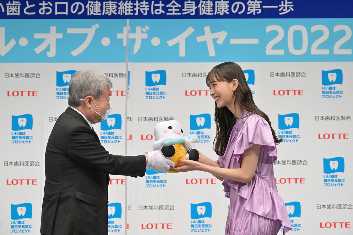 井桁弘恵＆神尾楓珠『ベストスマイル・オブ・ザ・イヤー2022』授賞式（2022年11月8日）