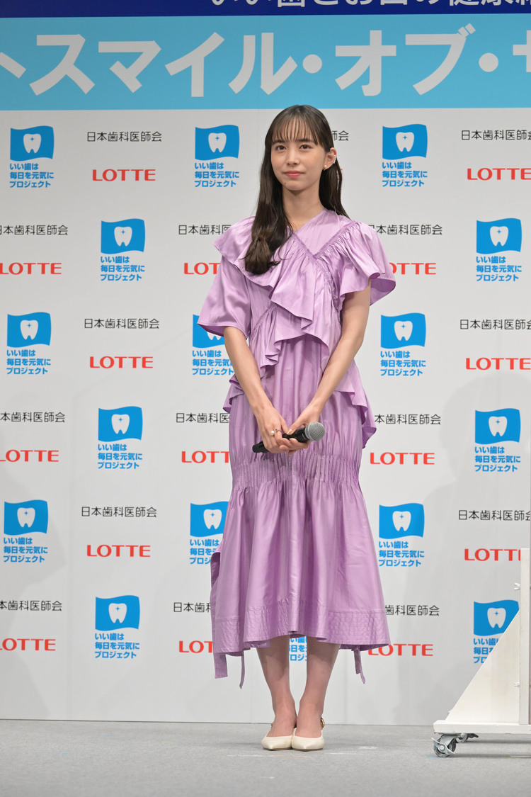 井桁弘恵＆神尾楓珠『ベストスマイル・オブ・ザ・イヤー2022』授賞式（2022年11月8日）