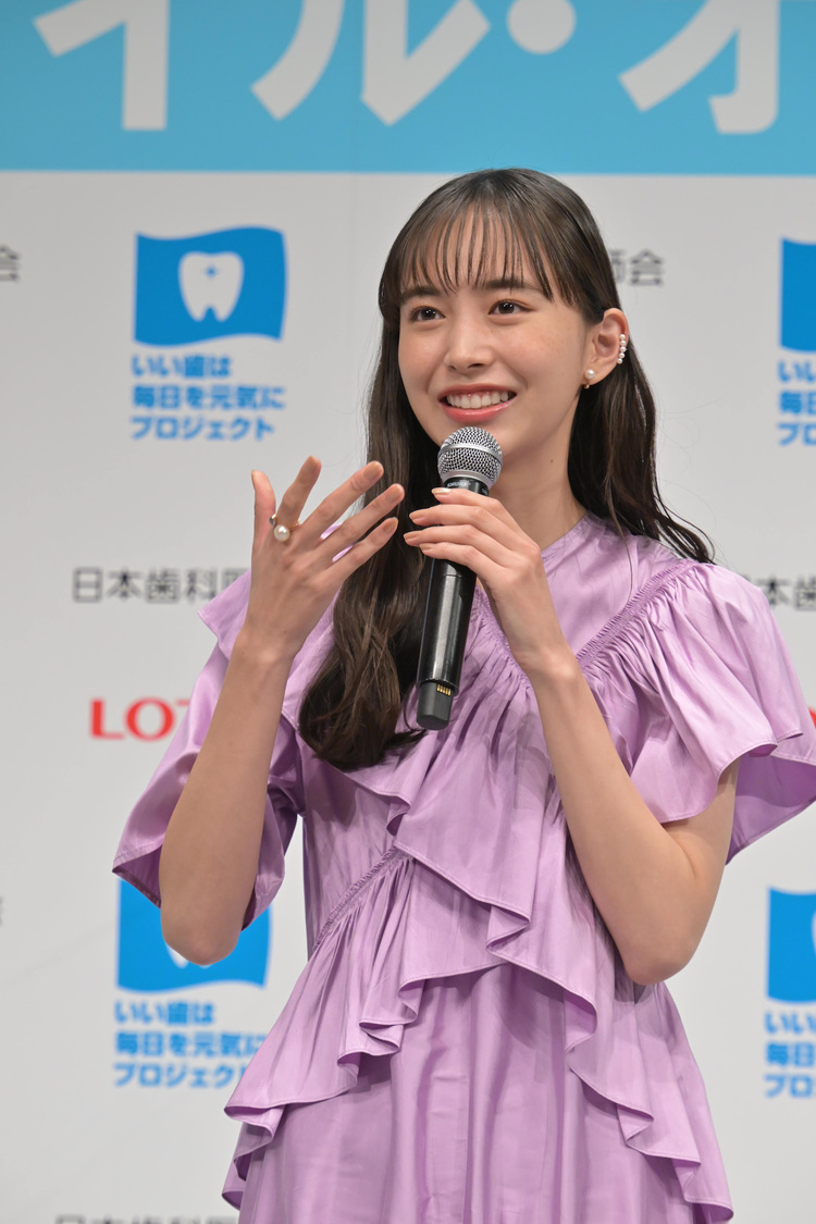 井桁弘恵『ベストスマイル・オブ・ザ・イヤー2022』授賞式（2022年11月8日）