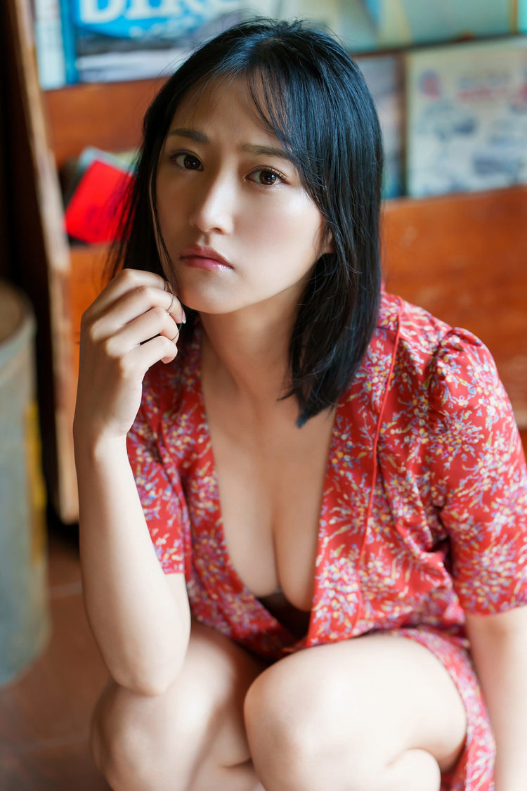 川瀬もえ『週刊現代』アザーカット（(C)写真：門嶋淳矢）