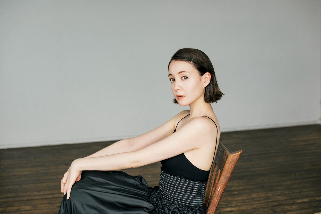 トリンドル玲奈『2023年カレンダー』