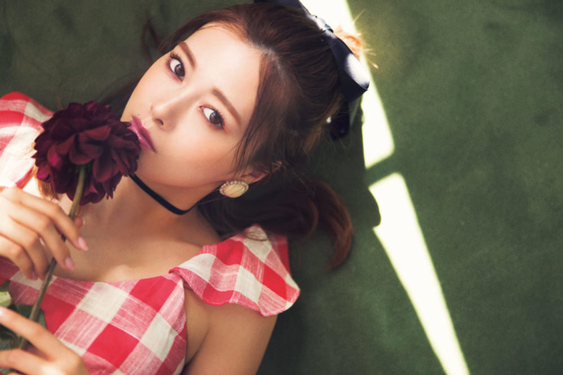 白石麻衣（乃木坂46）｜『LARME（ラルム）040 July』より