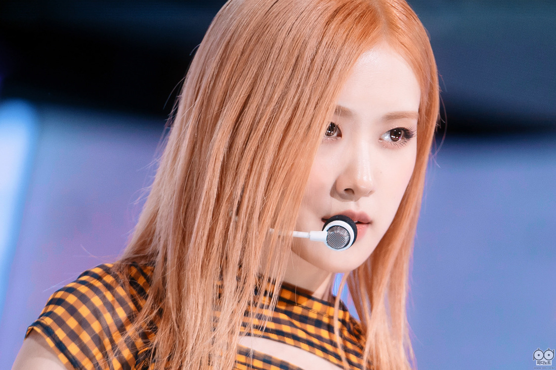 BLACKPINK 9月／10月配信分『SBS人気歌謡』《字幕版》（ⓒSBS）