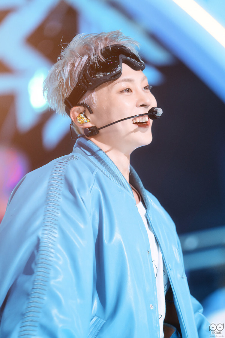 シウミン（EXO）9月／10月配信分『SBS人気歌謡』《字幕版》（ⓒSBS）