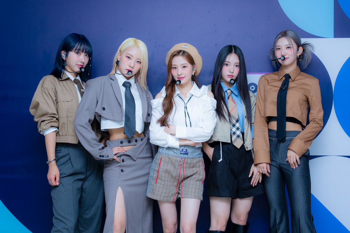 mimiirose 9月／10月配信分『SBS人気歌謡』《字幕版》（ⓒSBS）