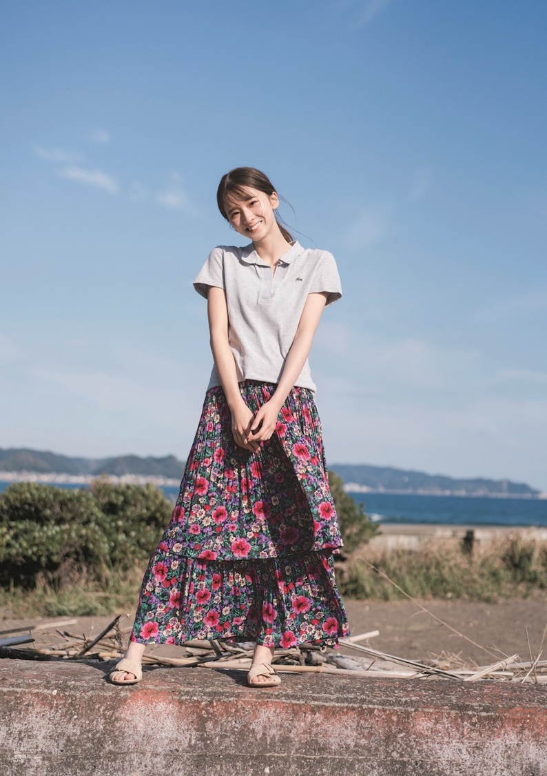 『B.L.T.2023年1月号』別冊付録：菅原咲月（乃木坂46） 両面超ビッグポスター（表）