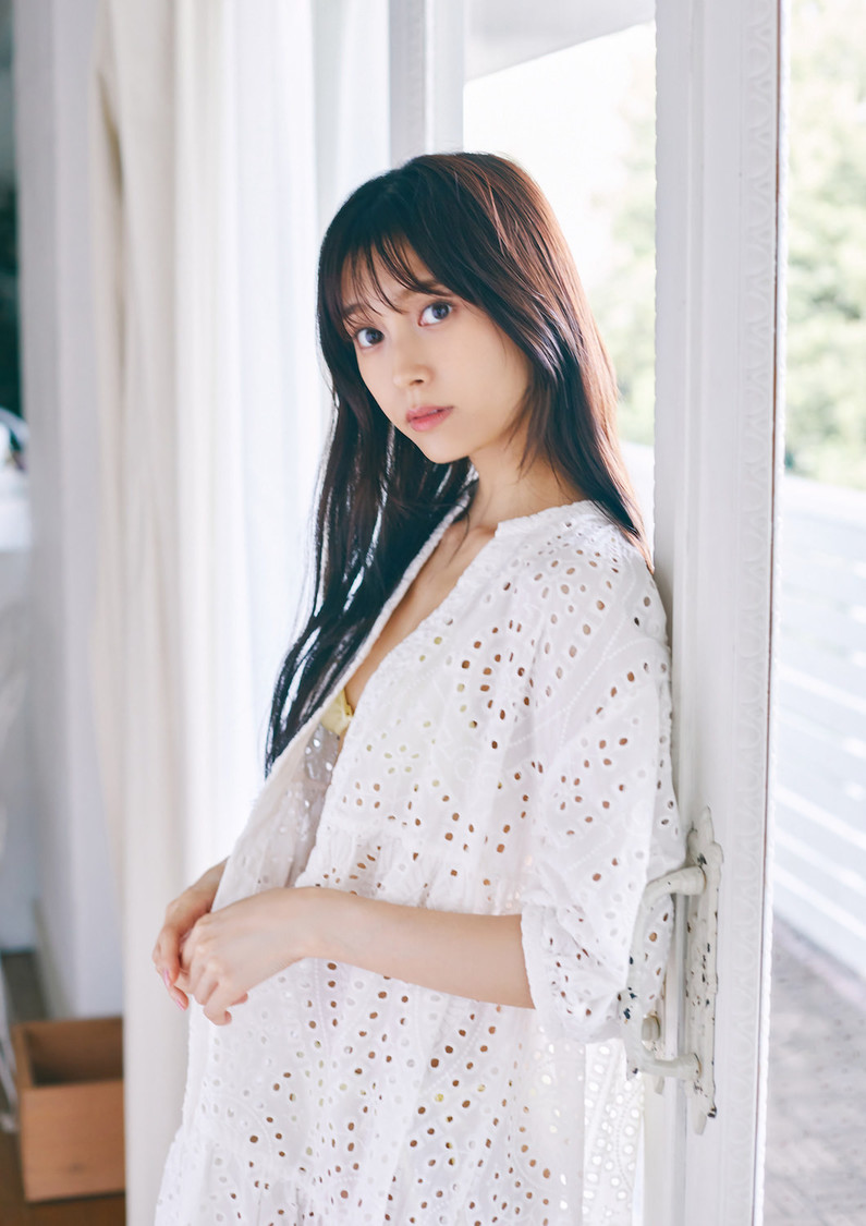 エモカワDigital PhotoBook04『【デジタル写真集】小山璃奈　大好きなカノジョ』