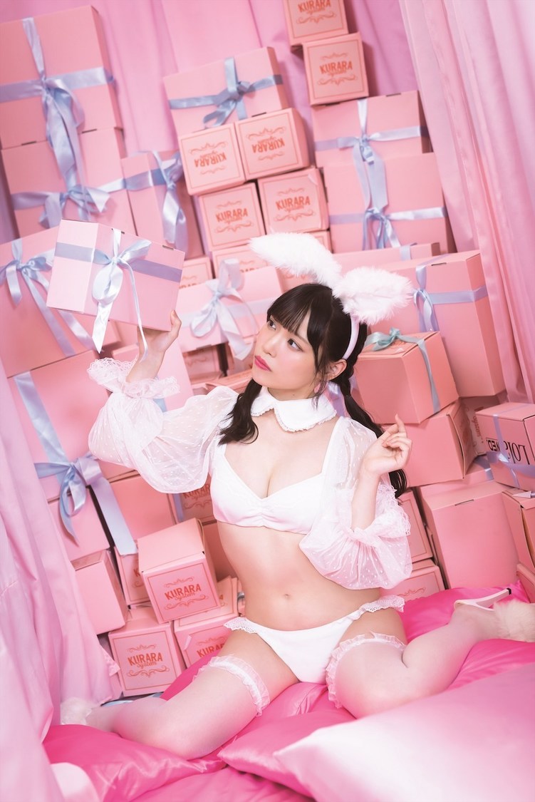 STU48 岩田陽菜 1st写真集『選べないクレヨン』先行カット第3弾（©KADOKAWA ©STU 撮影：TANAKA TOMOHISA）