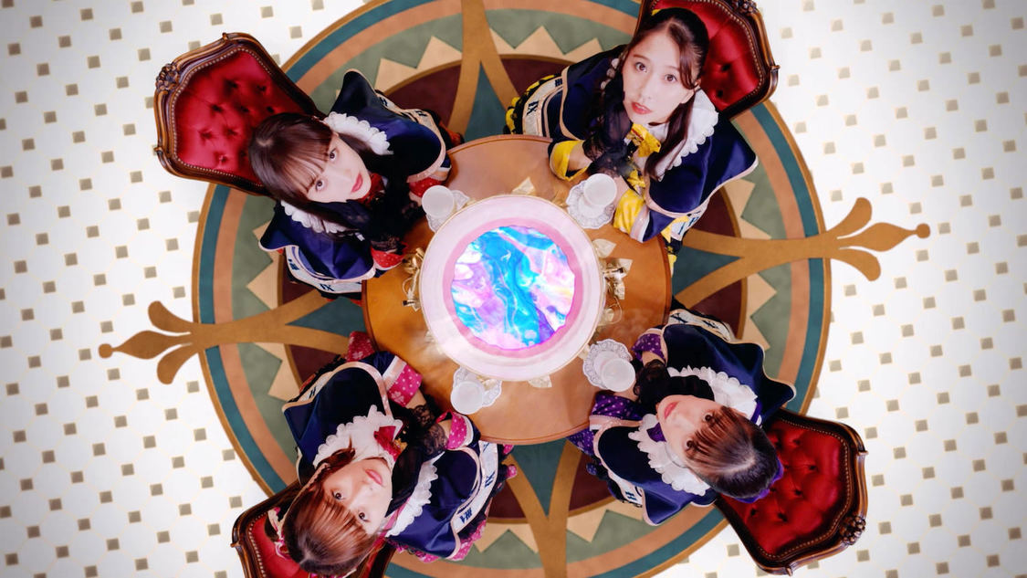 ももいろクローバーZ「Majoram Therapie」MVより