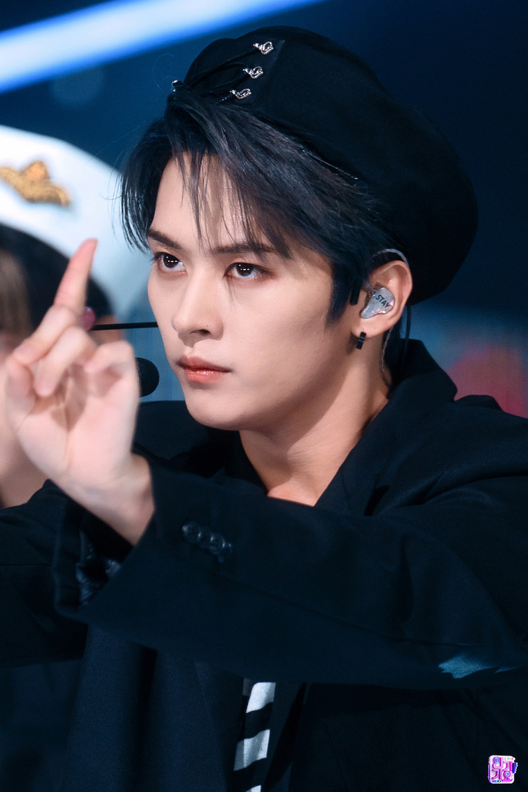 リノ（Stray Kids）『SBS人気歌謡』より