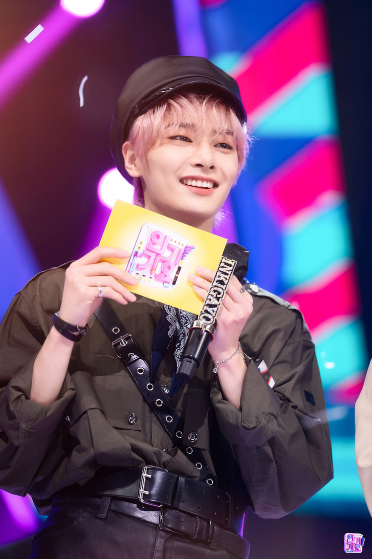 MC『SBS人気歌謡』より