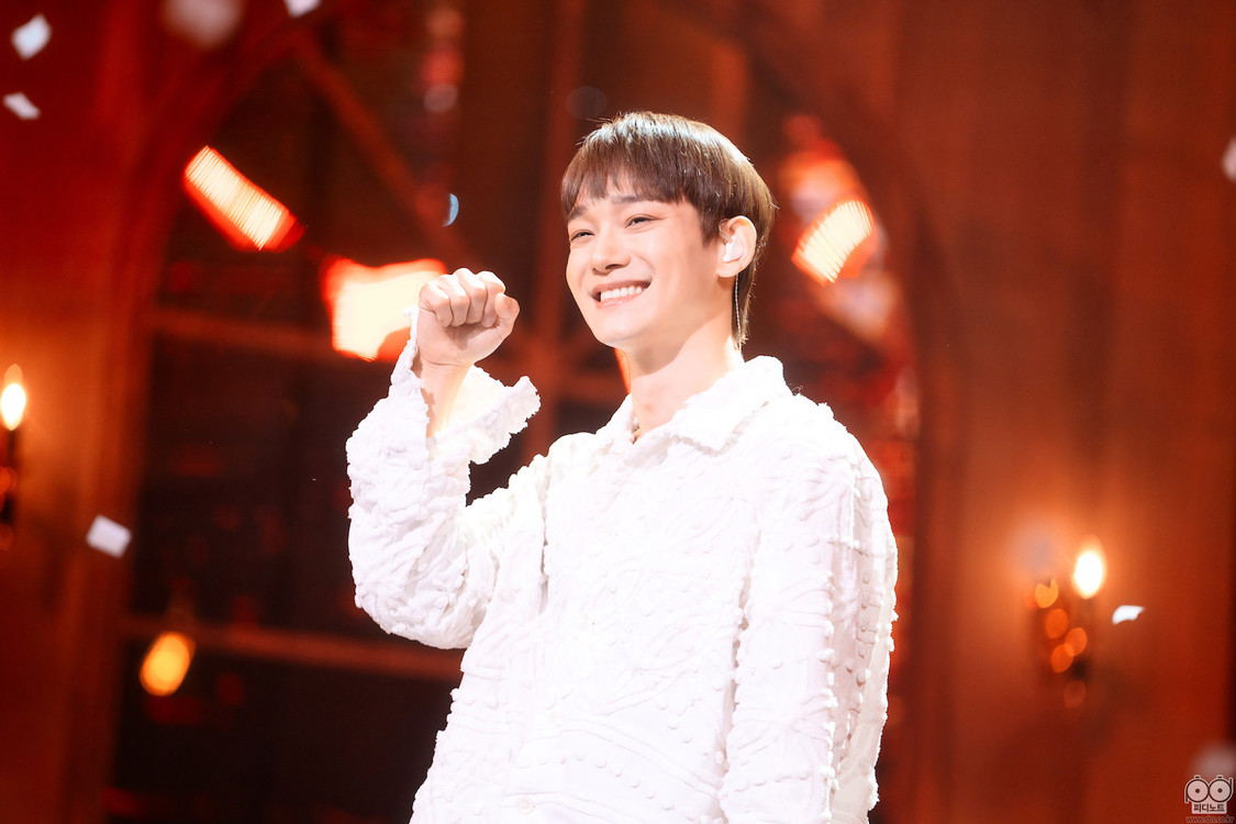 チェン（EXO）『SBS人気歌謡』より