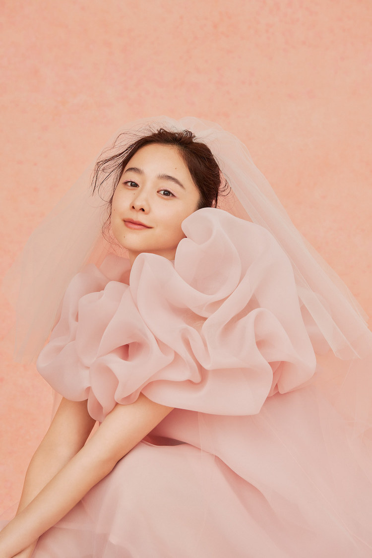 堀田真由『ゼクシィ』アザーカット