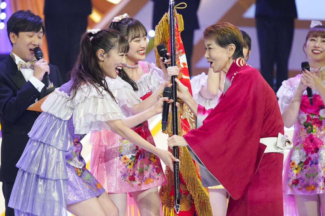 ＜第6回 ももいろ歌合戦＞日本武道館（2022年12月31日／©︎キングレコード）