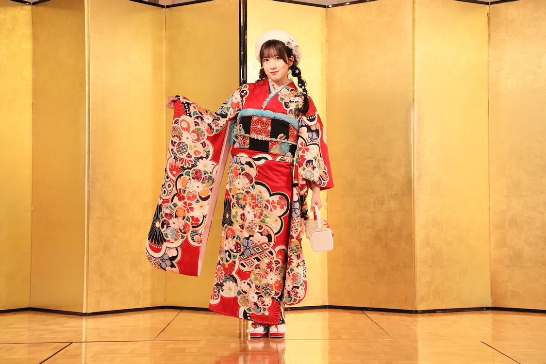 水野愛理（©2023 Zest, Inc.／衣装協力：株式会社清水屋）