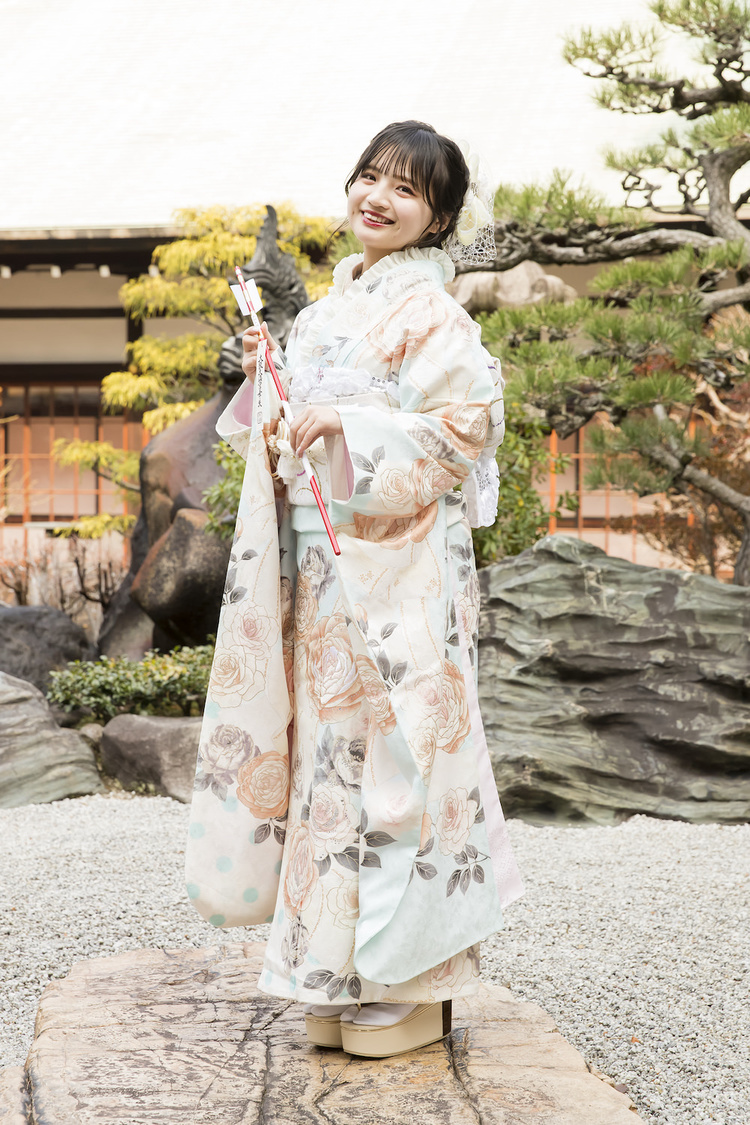 早川夢菜＜新成人メンバー「はたちのつどい」＞大阪天満宮（2023年1月9日／©Showtitle）