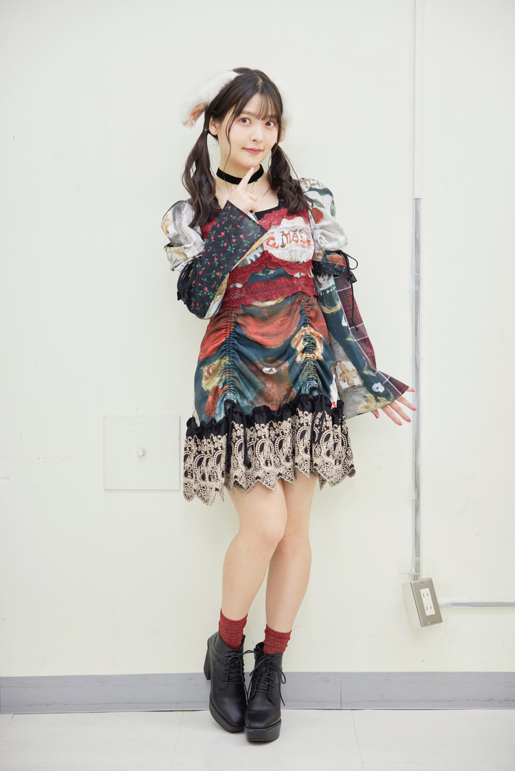 上坂すみれ2nd写真集『すみれのゆめ』（東京ニュース通信社刊）