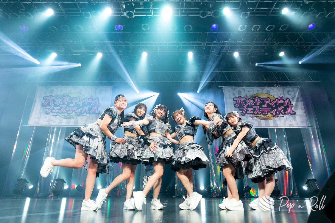 #ババババンビ［ニューイヤーだよ！六本木アイドルフェスティバルライブレポート］フルパワー弾ける全力ステージング「バカ騒ぎしていきましょうー！」