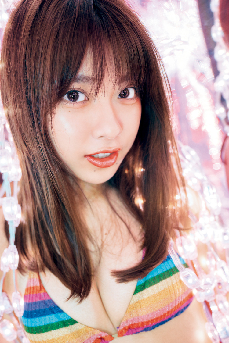 まるぴ『週刊プレイボーイ』アザーカット（カメラマン©岡本武志／集英社『週刊プレイボーイ』／スタイリスト：野田陽子（ミタケイショウ）／ヘアメイク：萩村千紗子／編集：高篠友一／マネジメント：長谷川喜十郎（ゼロイチファミリア））