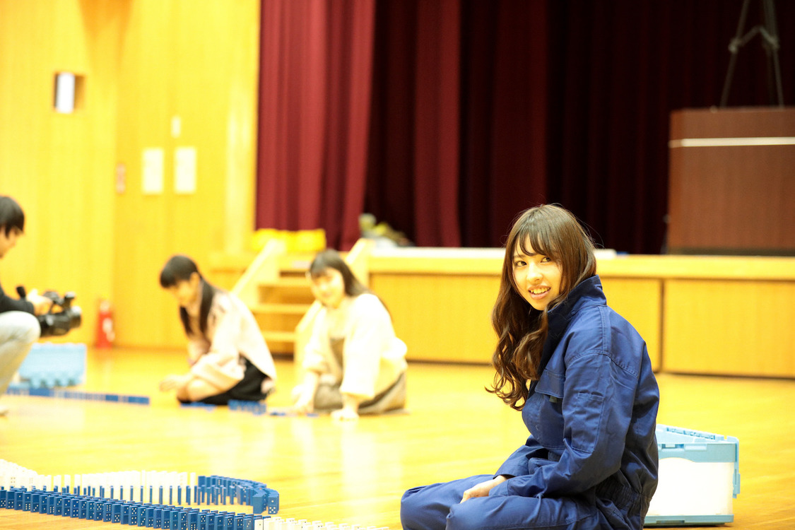 マジカル・パンチライン吉田優良里、吉澤悠華、沖口優奈『ゆうなの那由多？超過酷！一万個ドミノライブツイスター』