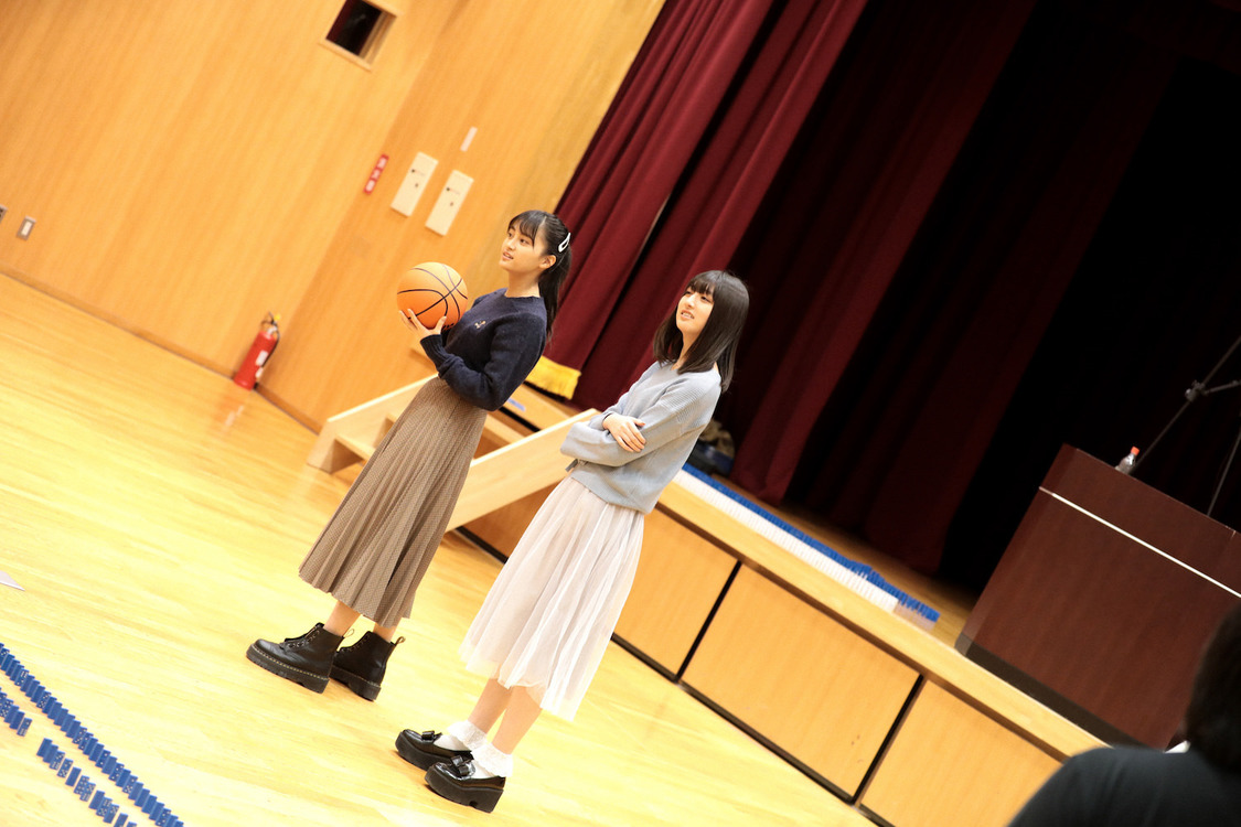 マジカル・パンチライン小山リーナ、清水ひまわり『ゆうなの那由多？超過酷！一万個ドミノライブツイスター』