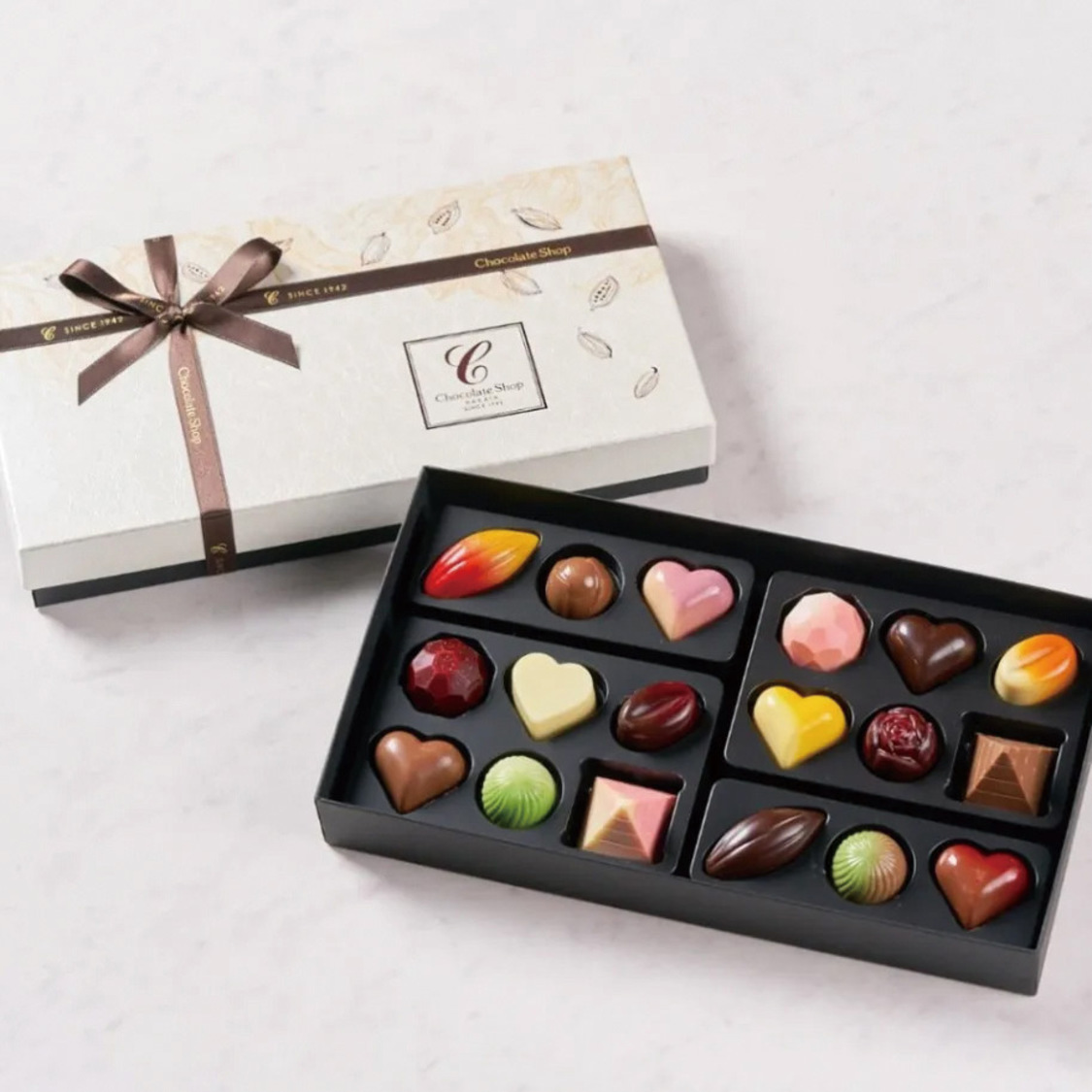 『E・ZOがHKT48を箱推し♡』スタンプラリー第1弾 チョコレートイメージ