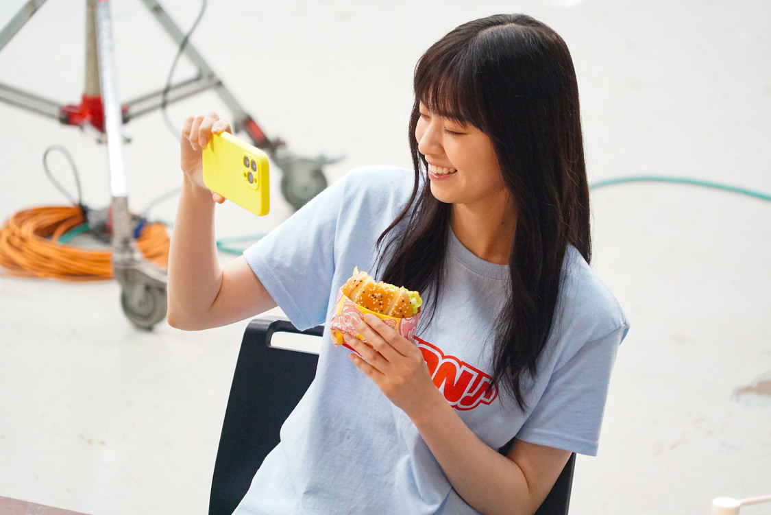 『アジアのジューシー』撮影メイキングカット