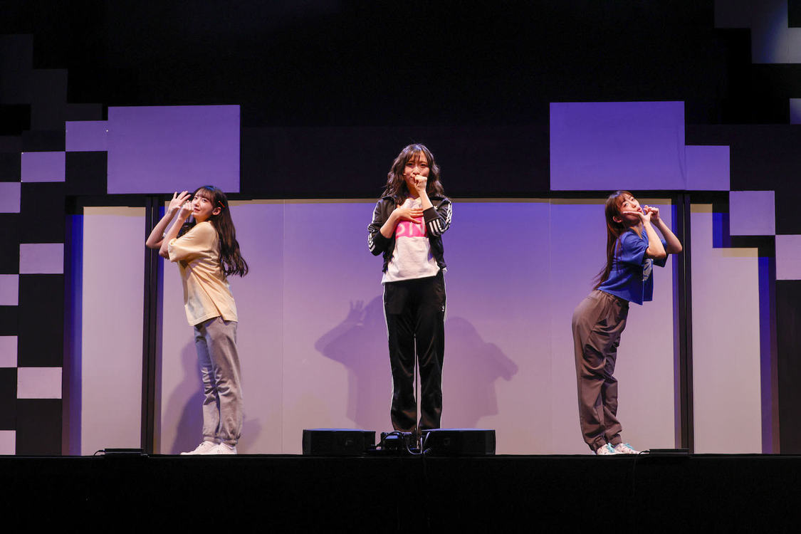 舞台＜オッドタクシー 金剛石（ダイヤモンド）は傷つかない＞大手町三井ホール（2023年1月25日／(C)P.I.C.S. / 舞台小戸川交通パートナーズ）