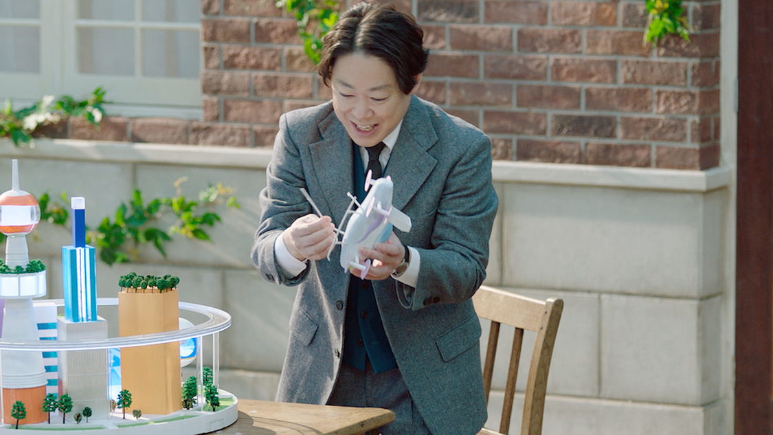 小坂菜緒（日向坂46）＆阿部サダヲ、新TV-CM「CO2を減らすために」篇「すすめ、ゼロカーボン！」篇 メイキング画像