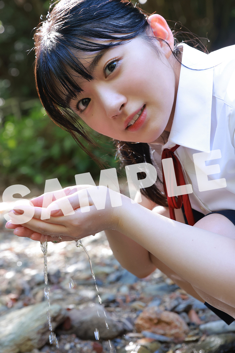 進藤あまね1st写真集　HMV特典ブロマイド