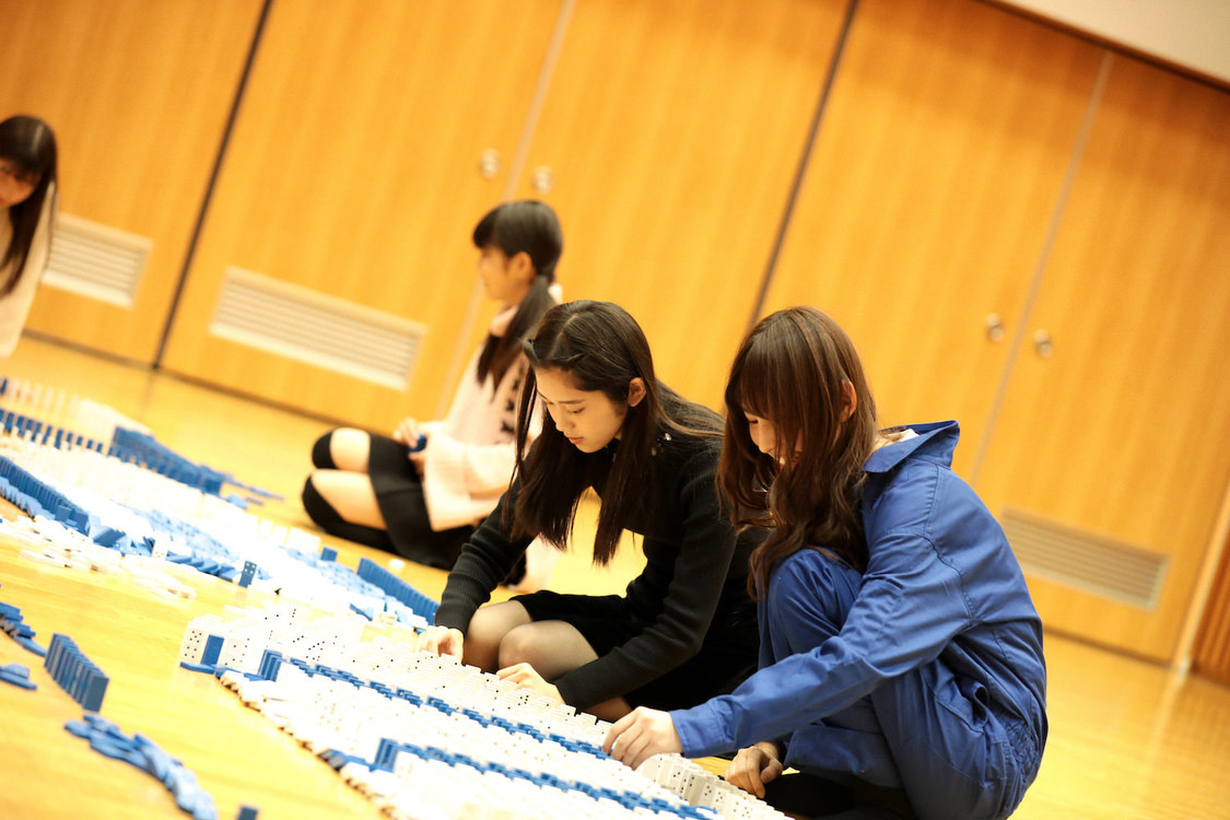 マジカル・パンチライン浅野杏奈、沖口優奈『ゆうなの那由多？超過酷！一万個ドミノライブツイスター』