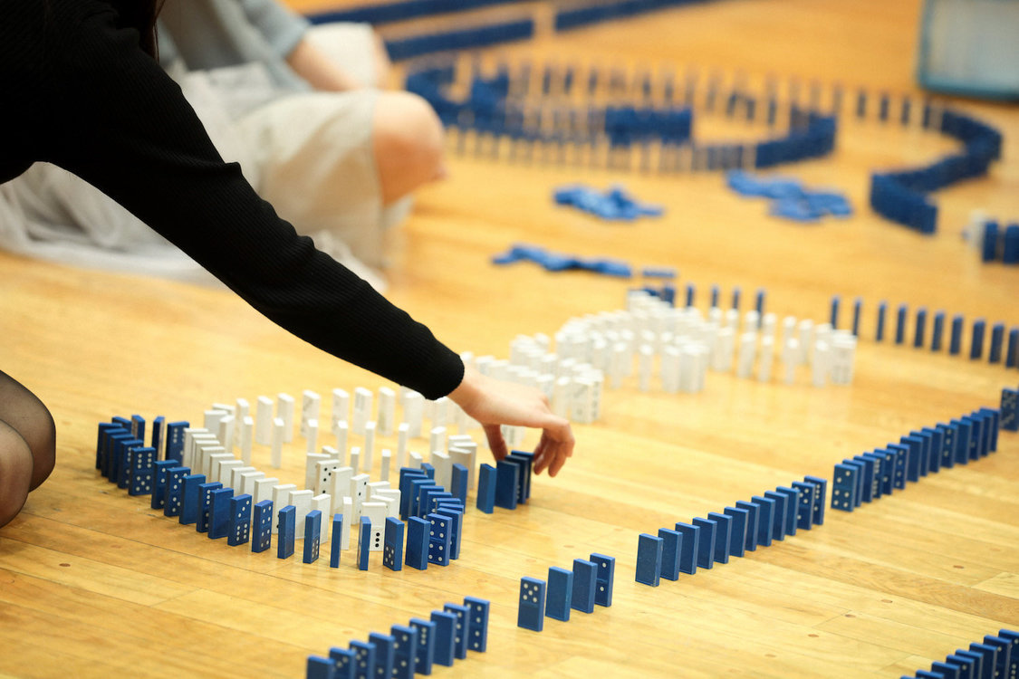 『ゆうなの那由多？超過酷！一万個ドミノライブツイスター』