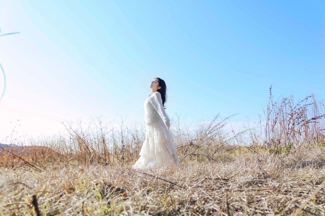 十味（#2i2）（©️横山マサト『blt graph.vol.86』（東京ニュース通信社刊）ヘアメイク：田森春菜／スタイリング：野田陽子）