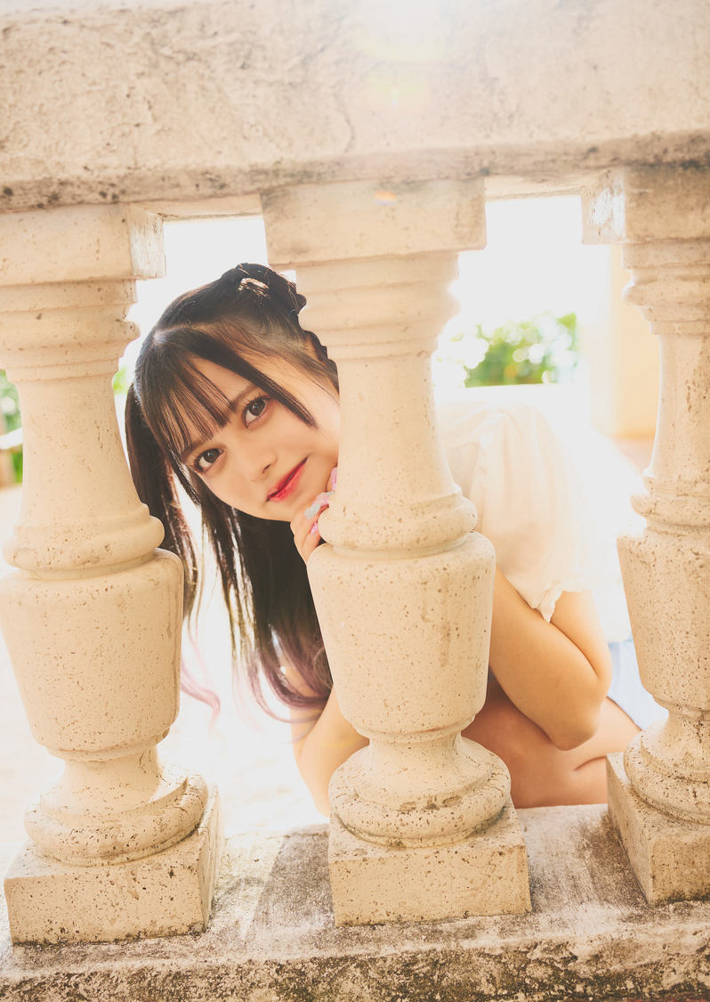 水瀬らい（テンシメシ໒꒱）デジタル写真集『あおいろの記憶』より